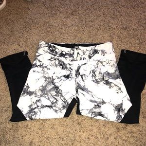 PINK ultimate marble leggings